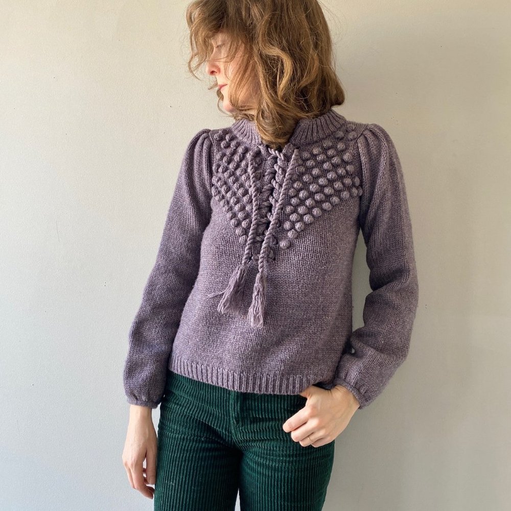 Moda International Popcorn Laceup Sweater XS Small